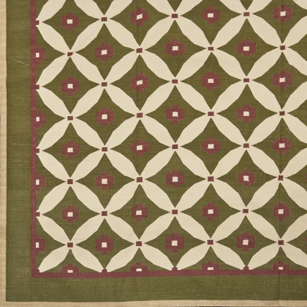 Contemporary Floral Dhurrie In Green And Plum
