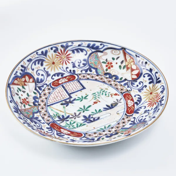Japanese Imari Platter With Floral Design