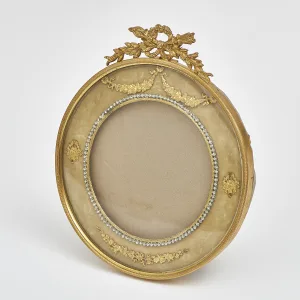 French Circular Frame With Diamante Paste Surround